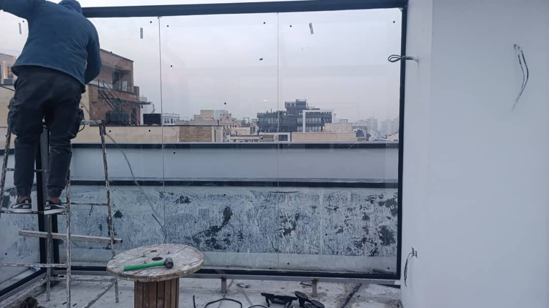 درب و پنجره اسلایدی پروژه موثقی